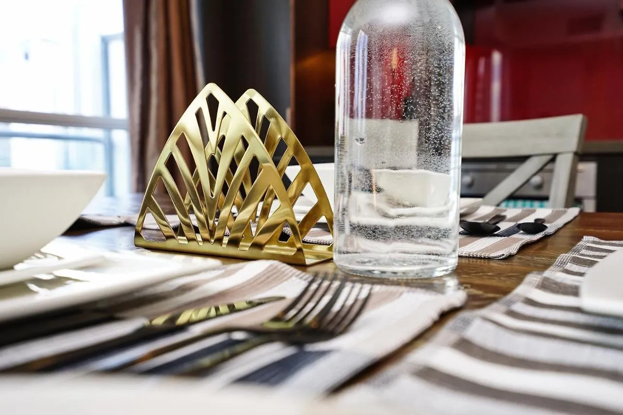The Atmosphere Boutique Suites Τορόντο Διαμέρισμα