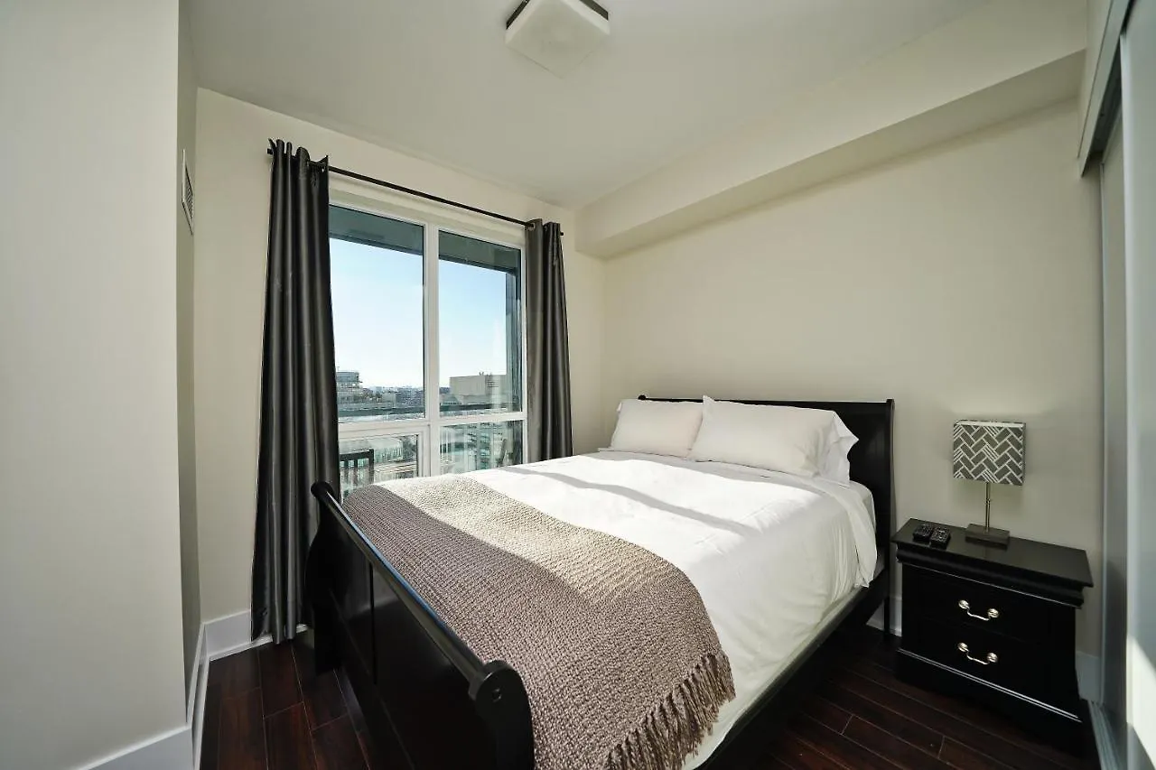 The Atmosphere Boutique Suites Τορόντο 0*,  Καναδάς
